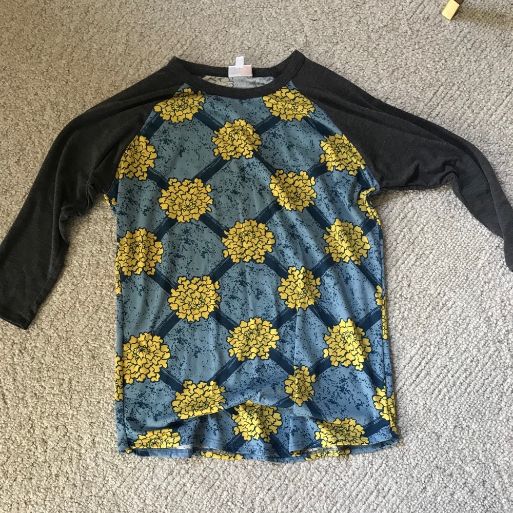 Lularoe top